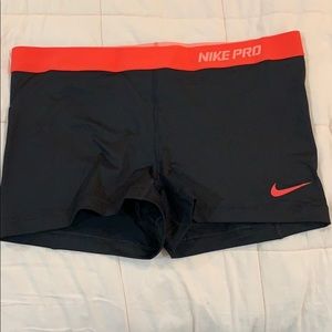 NIKE PRO SHORTS